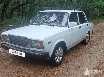 ВАЗ (Lada), 2107, 1600, 75, бензин, седан, механика, задний привод, среднее состояние, левый, белый, 200 000 ₽