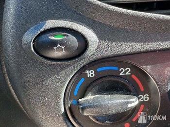 ВАЗ (Lada), Kalina, 1600, 84, бензин, универсал, механика, передний привод, среднее состояние, левый, белый, 320 000 ₽