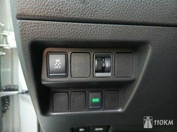 Nissan, Qashqai, 2000, 115, бензин, внедорожник, вариатор, передний привод, среднее состояние, левый, серебряный, 1 845 000 ₽