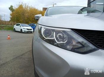 Nissan, Qashqai, 2000, 115, бензин, внедорожник, вариатор, передний привод, среднее состояние, левый, серебряный, 1 845 000 ₽