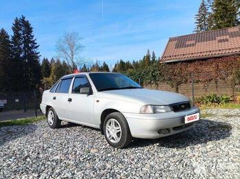 Daewoo, Nexia, 1500, 85, бензин, седан, механика, передний привод, среднее состояние, левый, серебряный, 200 000 ₽