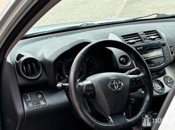 Toyota, RAV4, 2000, 148, бензин, внедорожник, вариатор, полный привод, среднее состояние, левый, серебряный, 1 190 000 ₽