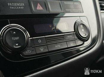 Mitsubishi, Outlander, 2000, 146, бензин, внедорожник, вариатор, полный привод, среднее состояние, левый, белый, 1 890 000 ₽