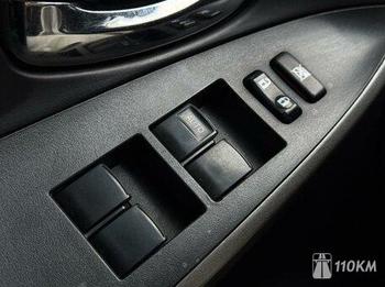 Toyota, RAV4, 2000, 146, бензин, внедорожник, вариатор, полный привод, среднее состояние, левый, белый, 1 450 000 ₽