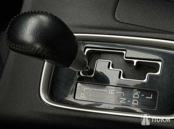 Mitsubishi, Outlander, 2000, 146, бензин, внедорожник, вариатор, полный привод, среднее состояние, левый, белый, 1 890 000 ₽