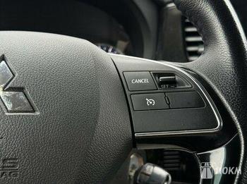 Mitsubishi, Outlander, 2000, 146, бензин, внедорожник, вариатор, полный привод, среднее состояние, левый, белый, 1 890 000 ₽
