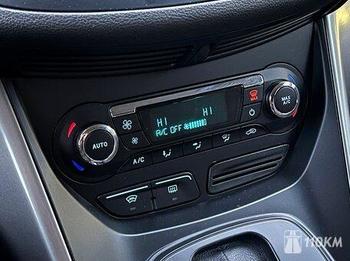 Ford, Kuga, 1600, 150, бензин, внедорожник, автомат, полный привод, среднее состояние, левый, серебряный, 1 499 000 ₽