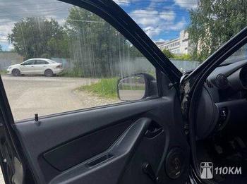 ВАЗ (Lada), Granta, 1600, 82, бензин, седан, механика, передний привод, среднее состояние, левый, черный, 250 000 ₽